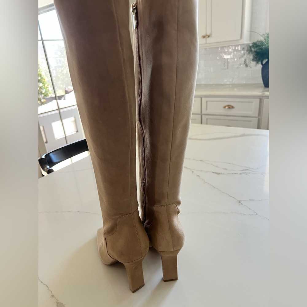 Women’s tan suede Vince Camino dress bootss
